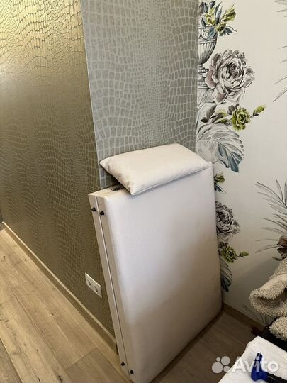 Кушетка для наращивания ресниц