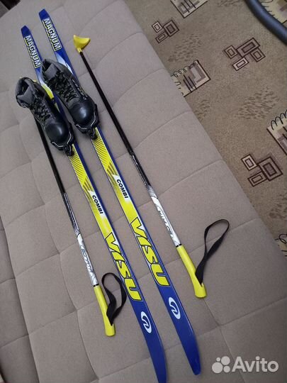 Лыжи 150см, палки, ботинки 34