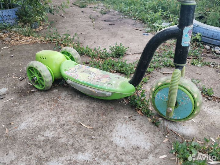 2 Самоката детские трехколесные