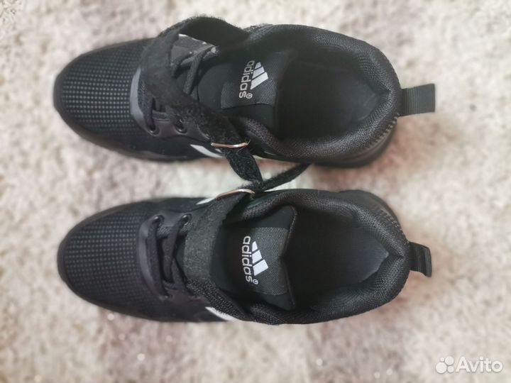 Кроссовки adidas 33 размер