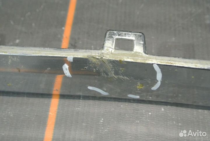 Молдинг бампера заднего - Volkswagen Touareg