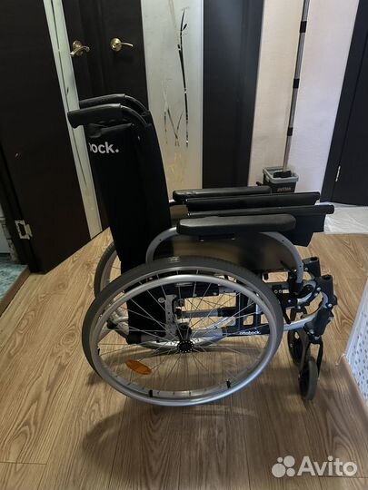 Инвалидная кресло-коляска
