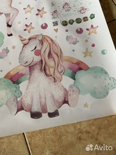 Наклейка интерьерная 