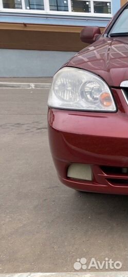 Стекло левой фары Chevrolet Lacetti седан б/у