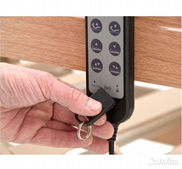 Медицинская кровать для инвалидов