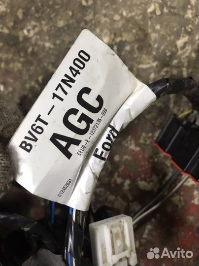 Проводка багажника Ford Focus 3