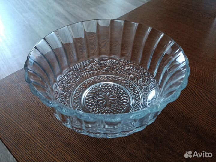 Салатник стеклянный