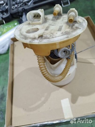 Насос топливный renaultНасос топливный 7700431718