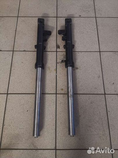 Перья вилки Kawasaki ZZR 400