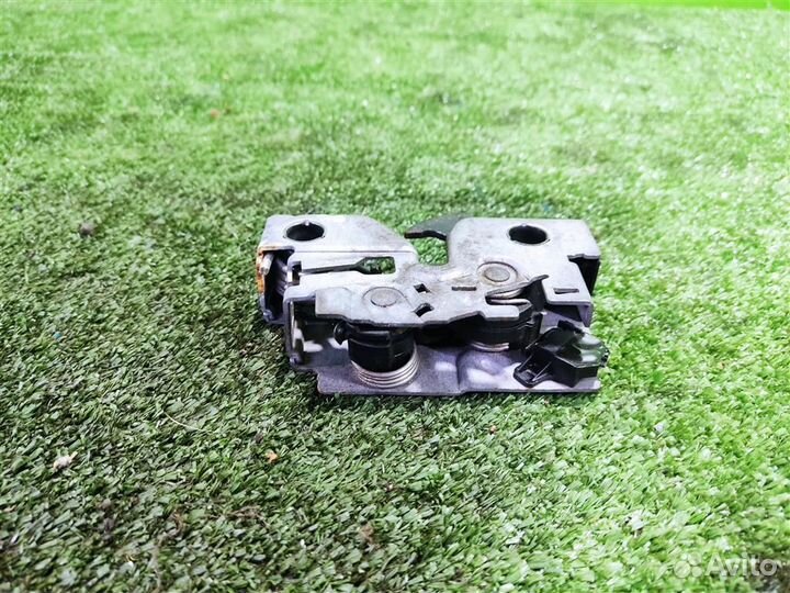 Замок капота volkswagen Caddy 4 2019