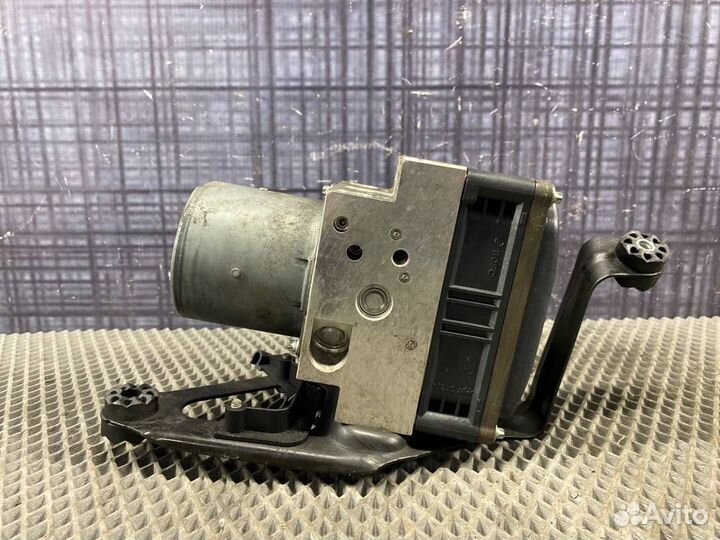 Блок ABS Bmw X5 E70 N57 2013