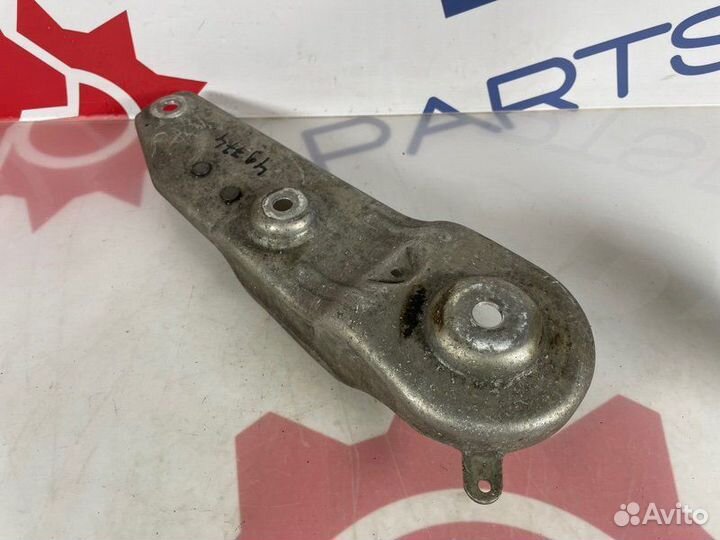 Кронштейн балки передний правый Bmw 5 F10 2.5 2010