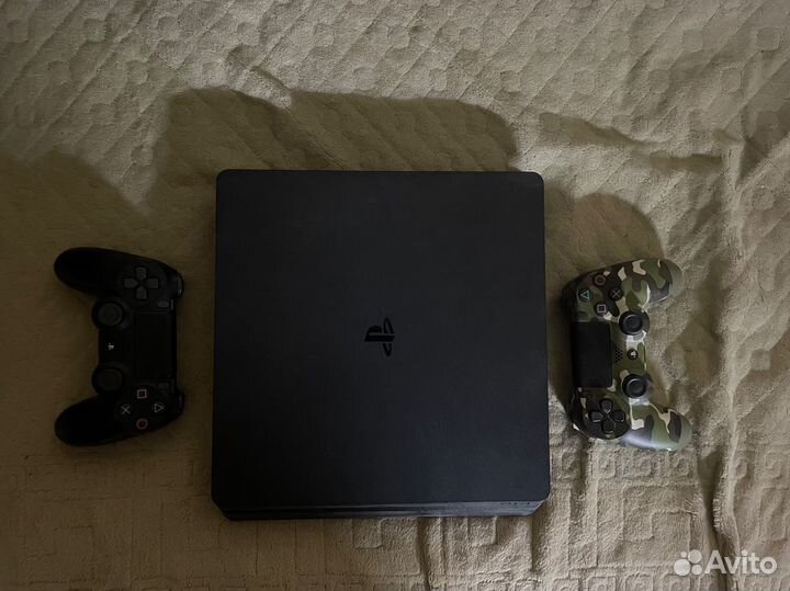 Sony PlayStation 4 Slim