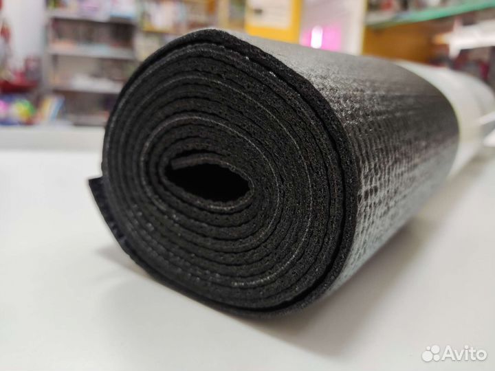 Коврик для йоги и фитнеса чёрный