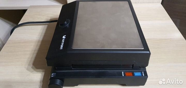 Гриль Kitfort KT-1632 черный