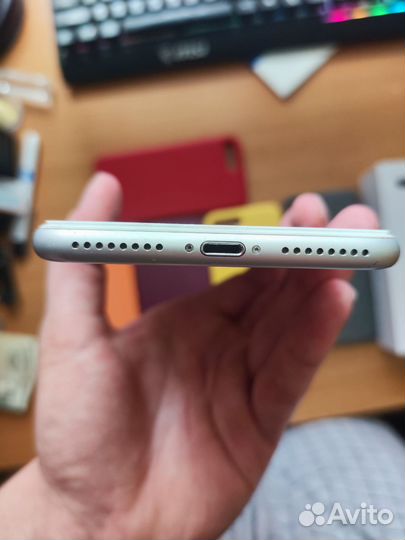 iPhone 8 Plus, 256 ГБ