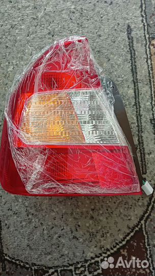 Фонарь задний левый правый hyundai accent