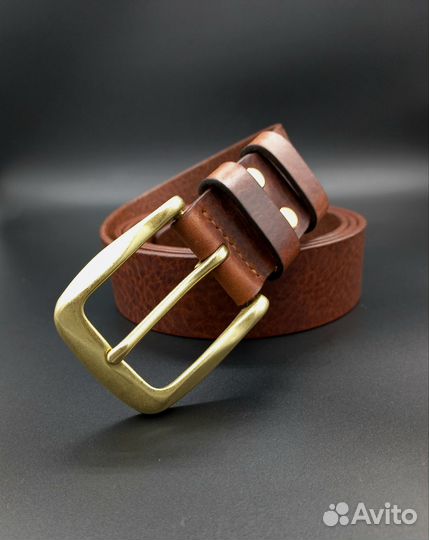 Мужской кожаный ремень