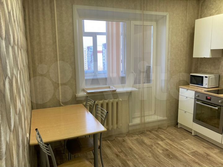 1-к. квартира, 36 м², 8/10 эт.