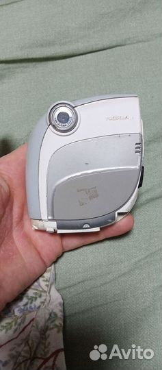 Nokia 7600