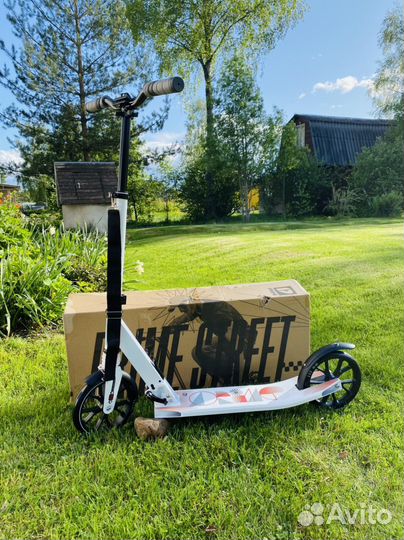 Самокат с амортизатором