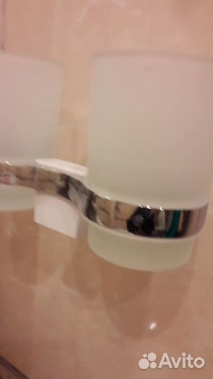 Стакан от набора в ванную