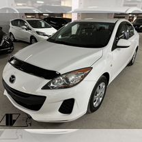 Mazda Axela 1.5 CVT, 2013, 117 200 км, с пробегом, цена 745 000 руб.