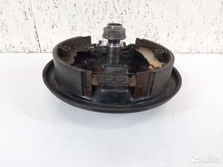 Цапфа задняя левая Nissan Almera G15