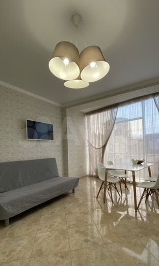 2-к. квартира, 60 м², 2/4 эт.