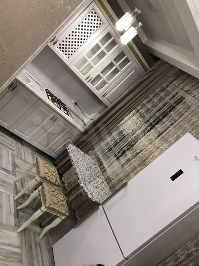 2-к. квартира, 50 м², 4/4 эт.