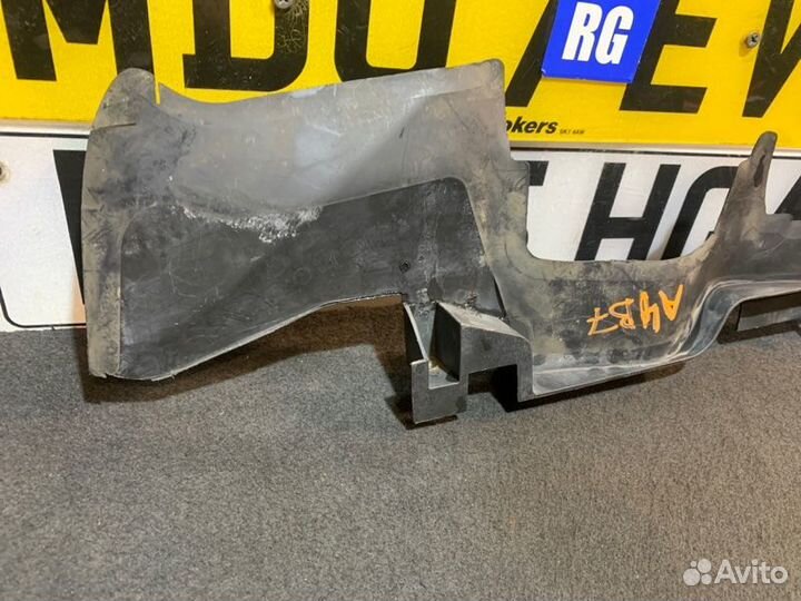 Дефлектор левый Audi A4 B7