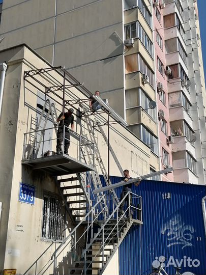 Козырёк над крыльцом Навес