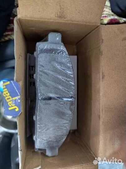 Колодки передние Mitsubishi L200 / Pajero Sport