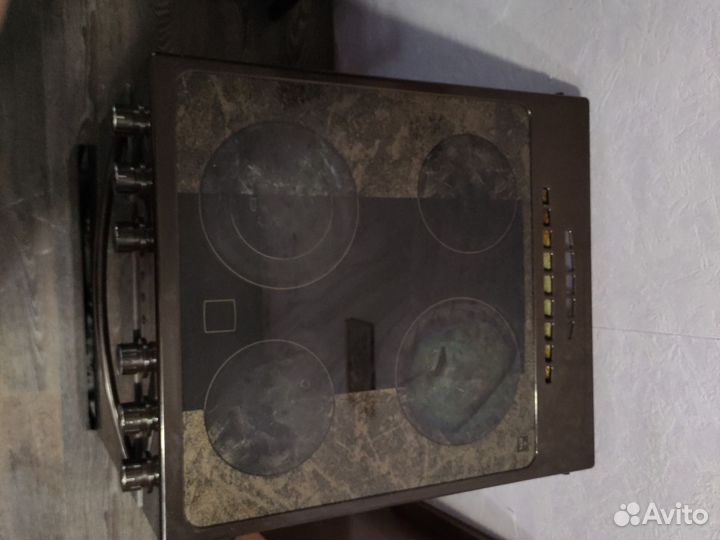 Стеклокерамическая плита 