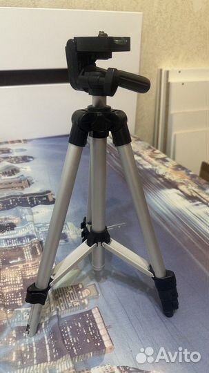 Штатив для фотоаппарата