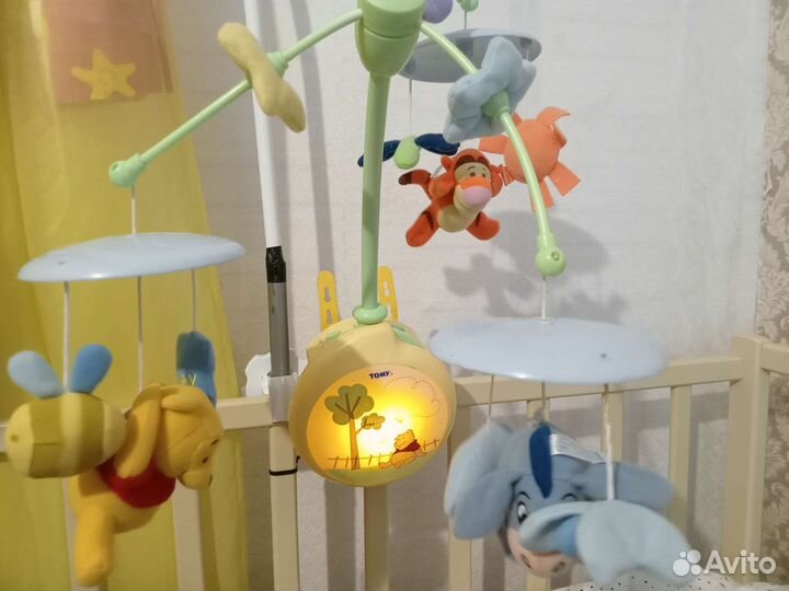Мобиль в кроватку музыкальный