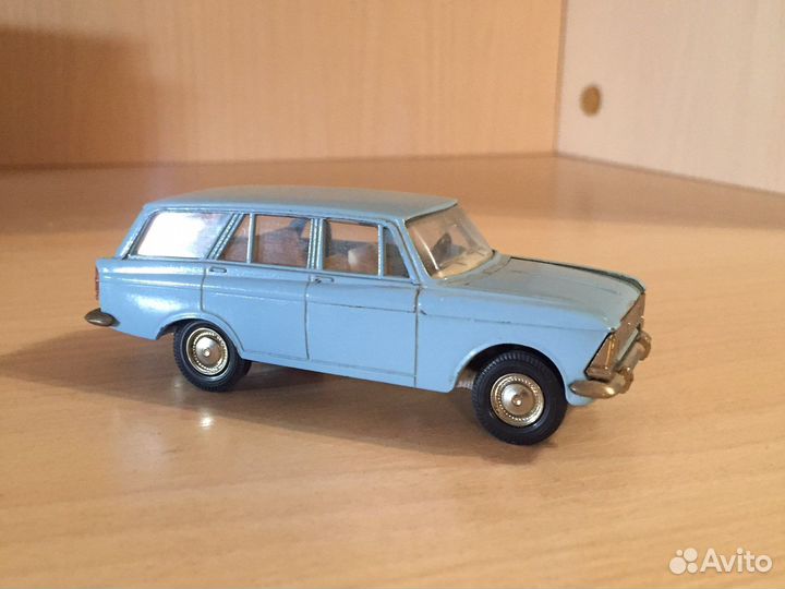 Москвич 427 (1:43) (ссср)