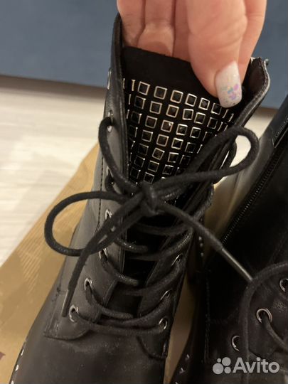 Ботинки женские весенние