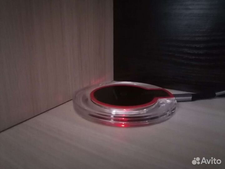 Беспроводная зарядка fantasy