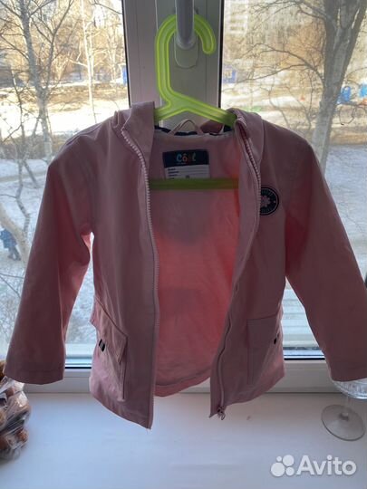 Непромокаемая куртка для девочки