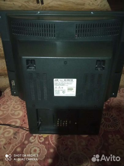 Телевизор бу JVC