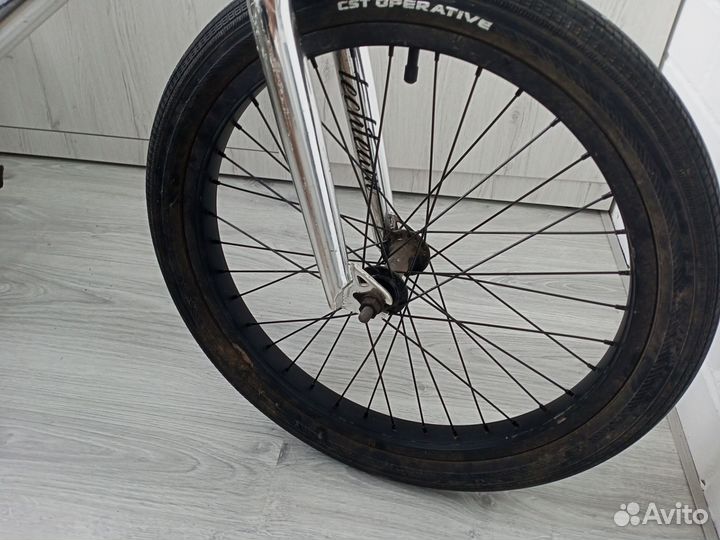 Трюковой велосипед bmx