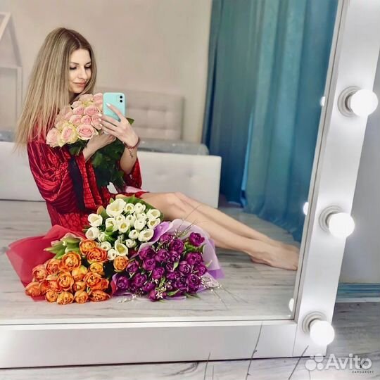 Гримерное зеркало с подсветкой