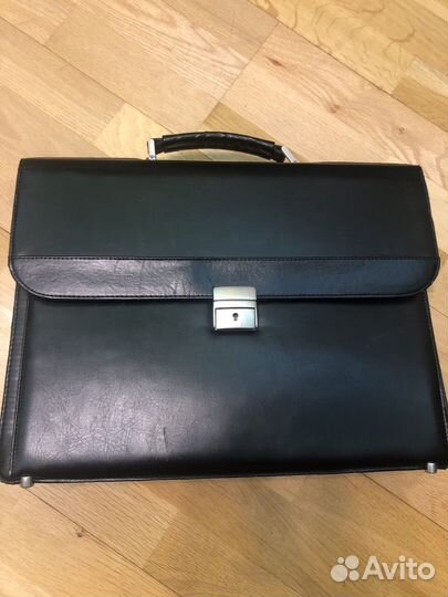 Мужской портфель