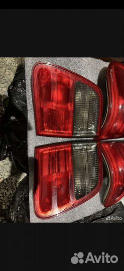 Фонари задние Мерседес 210