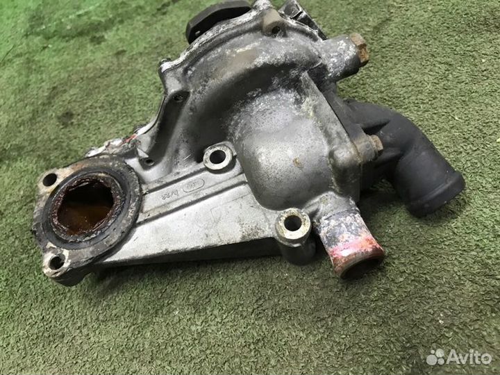 Помпа Audi A4 B5 ADR 1.8 1996
