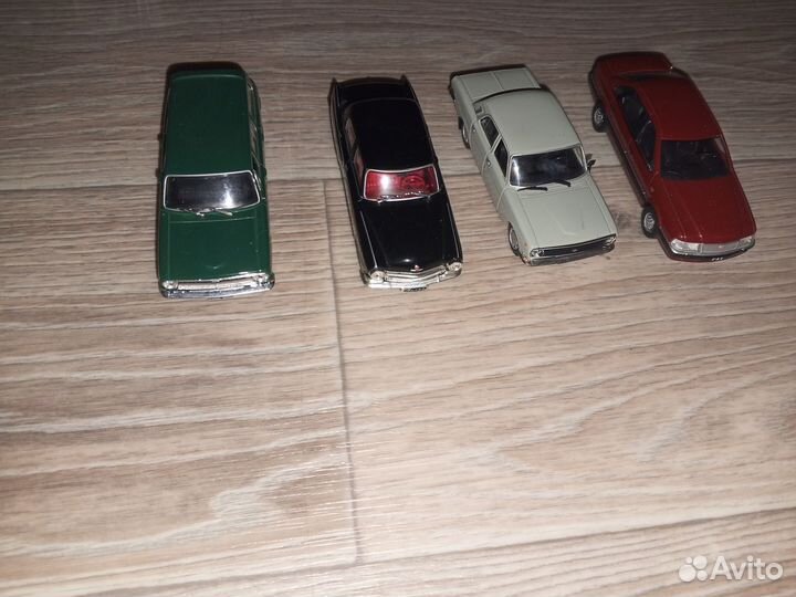 Модель автомобиля 1:43 волга газ