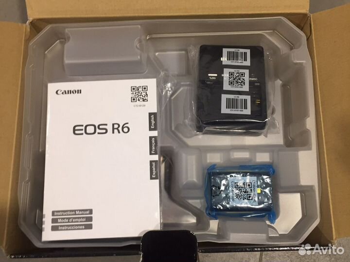 Canon EOS R6 Kit RF 24-105mm f/4-7.1 IS STM Новый