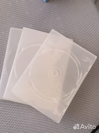 Футляры для дисков новые
