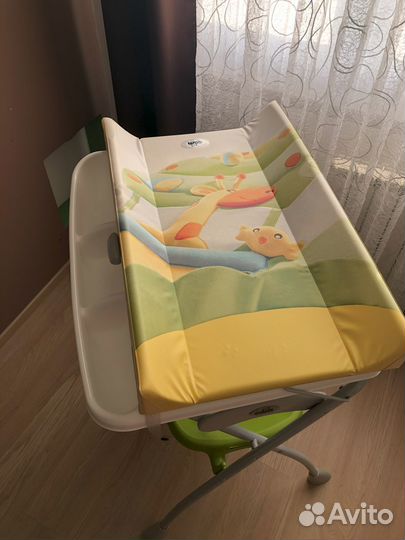 Ванночка с пеленальным столом CAM